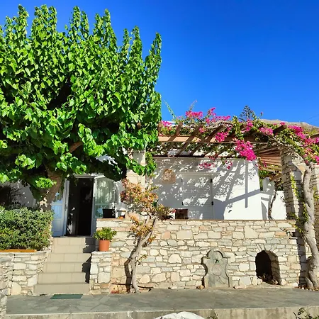 Sunset House For Friends Or Families Above Parikia Apartment Parikia (Paros)